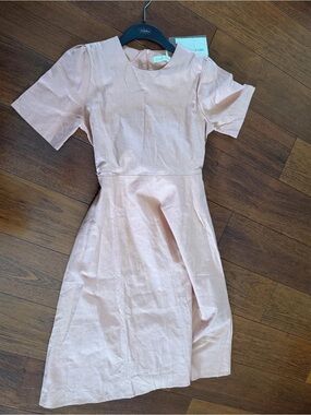 Women’s Pale Pink Short Sleeve A-Line Dress